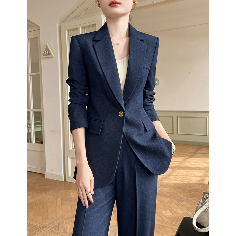 西装套装女高级感职业正装
