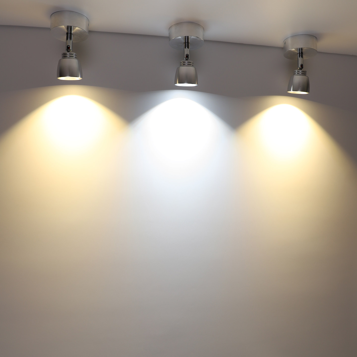 客厅聚光吸顶式明装射灯可调角度