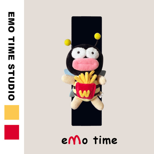 emo原创M记腊肠嘴小蜜蜂可爱汽车安全带肩套车载饰品防磨损通用款