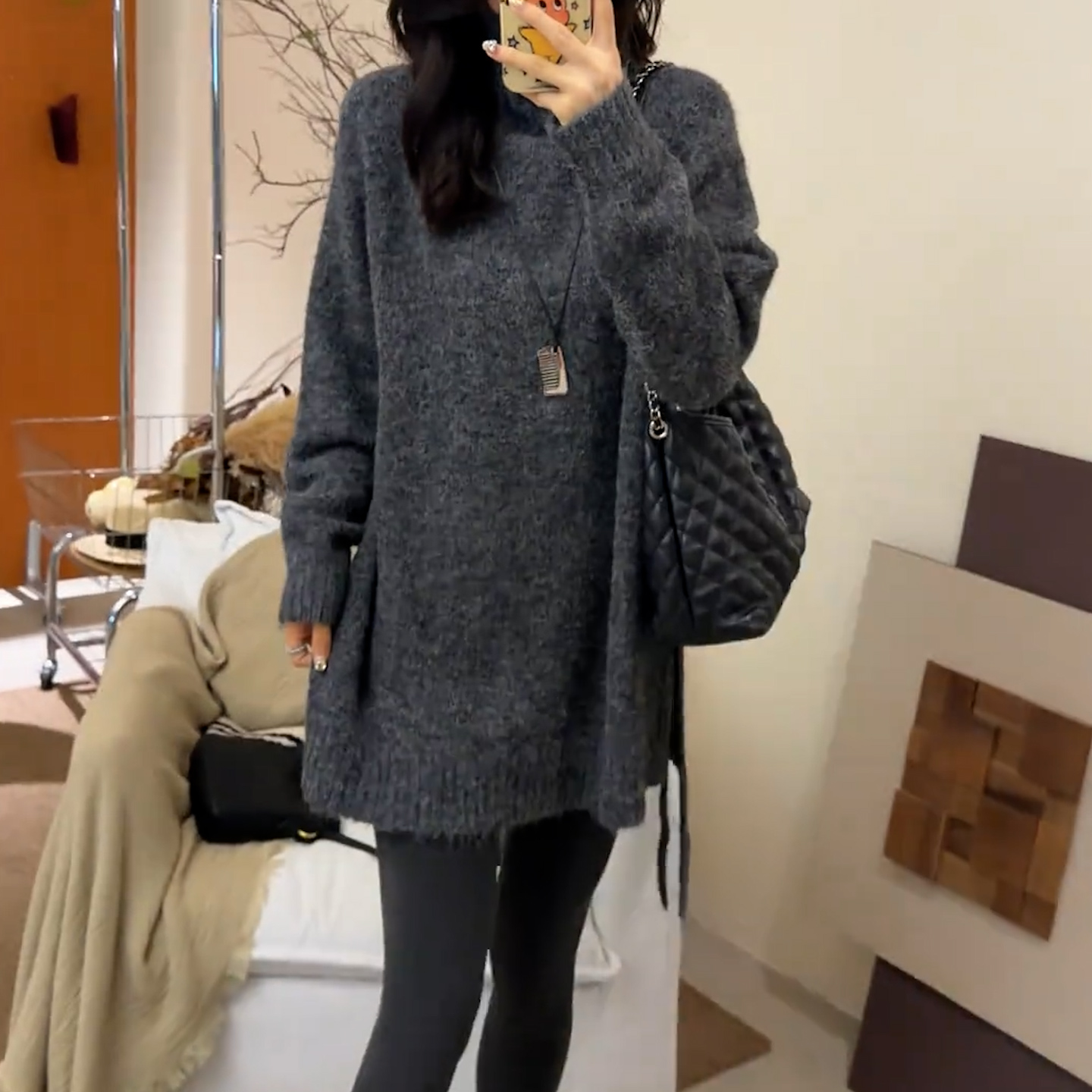 高领简约独特下摆飘带纽扣毛衣