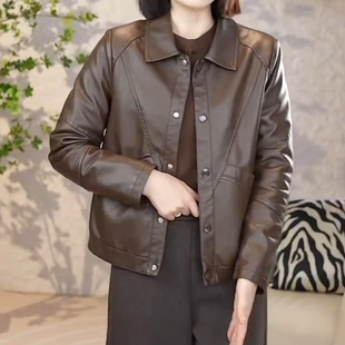 棕色皮衣女翻领机车风休闲宽松外套长袖常规款纽扣女装皮夹克短款