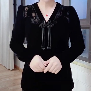 中式复古V领打底衫女精致盘扣设计修身弹力长袖气质日常百搭上衣