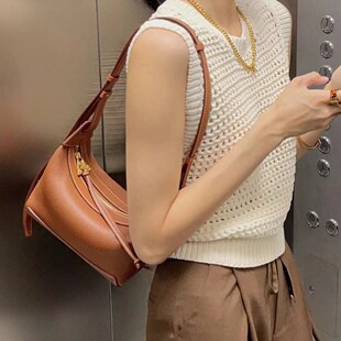 MytaST风筝包系列新流浪包高级感轻奢通勤牛皮单肩斜挎小号饭盒包