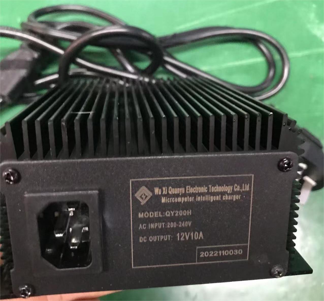 QY200H扫地机充电器电动叉车电瓶充电器12V10A洗地机铅酸充电器-封面