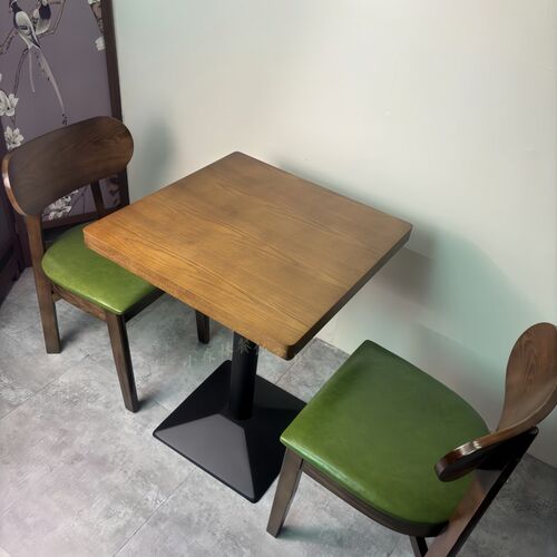 复古咖啡厅桌椅组l合奶茶店清吧实木桌椅藤编椅轻食店西餐厅桌椅