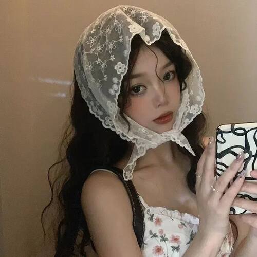 Retro Floral Lace Head Wrap Scarf Embroidered Triangle Neck
