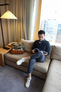 余文乐款秋装原创修身咔叽长袖男士衬衫藏青色纺纯棉休闲青年衬衣