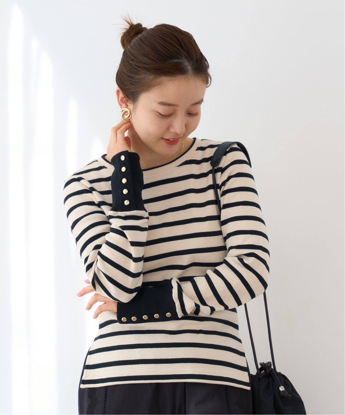 法式轻奢金色纽扣条纹长袖女