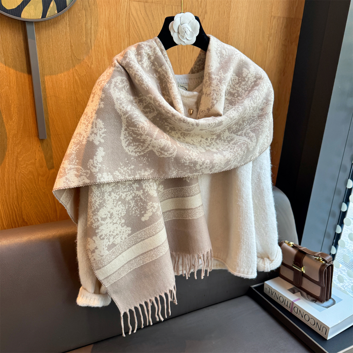 动物森林加厚提花围巾女仿羊绒