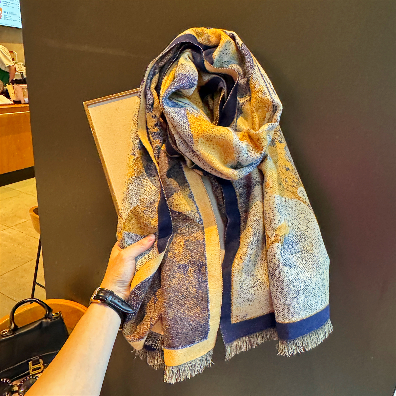 中国风时尚仿羊绒围巾女油画气质