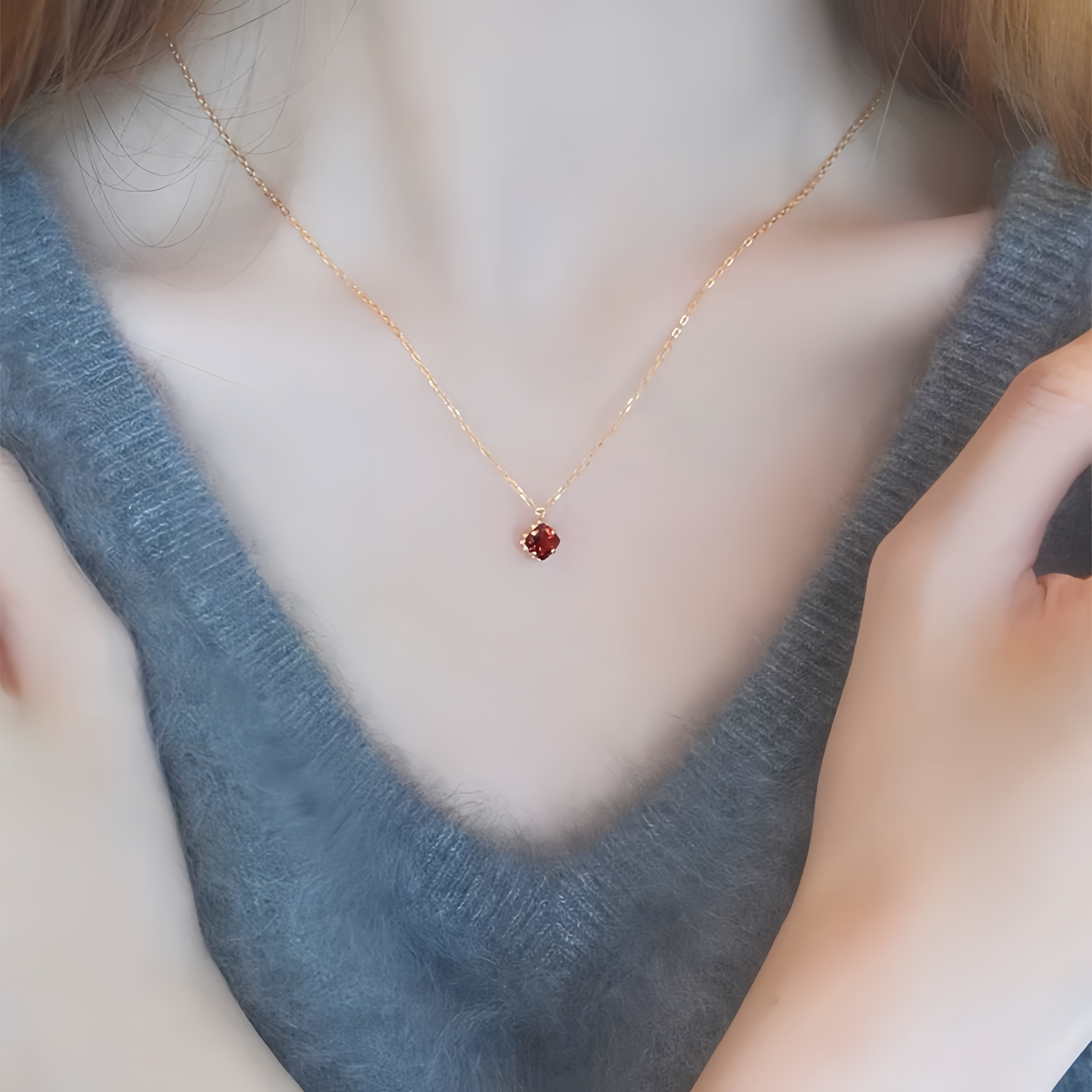 S925纯银天然石榴石女轻奢温柔气质精致高级感锁骨链38节生日礼物