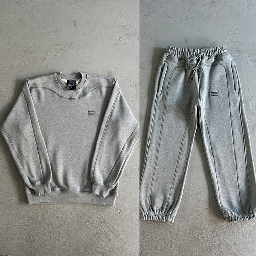 kroenEmbroiderybasicsportssuit