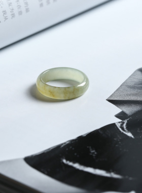 20号戒指 新疆和田玉糖料糖青玉泥鳅背圆弧素圈指环 9333