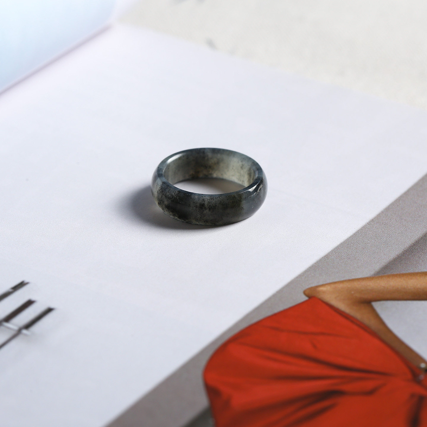 20号戒指 新疆和田玉青花籽料 籽玉泥鳅背圆弧素圈指环 1601,珠宝/钻石/翡翠,手饰,淘宝优惠券,粉丝福利购,淘宝优惠卷