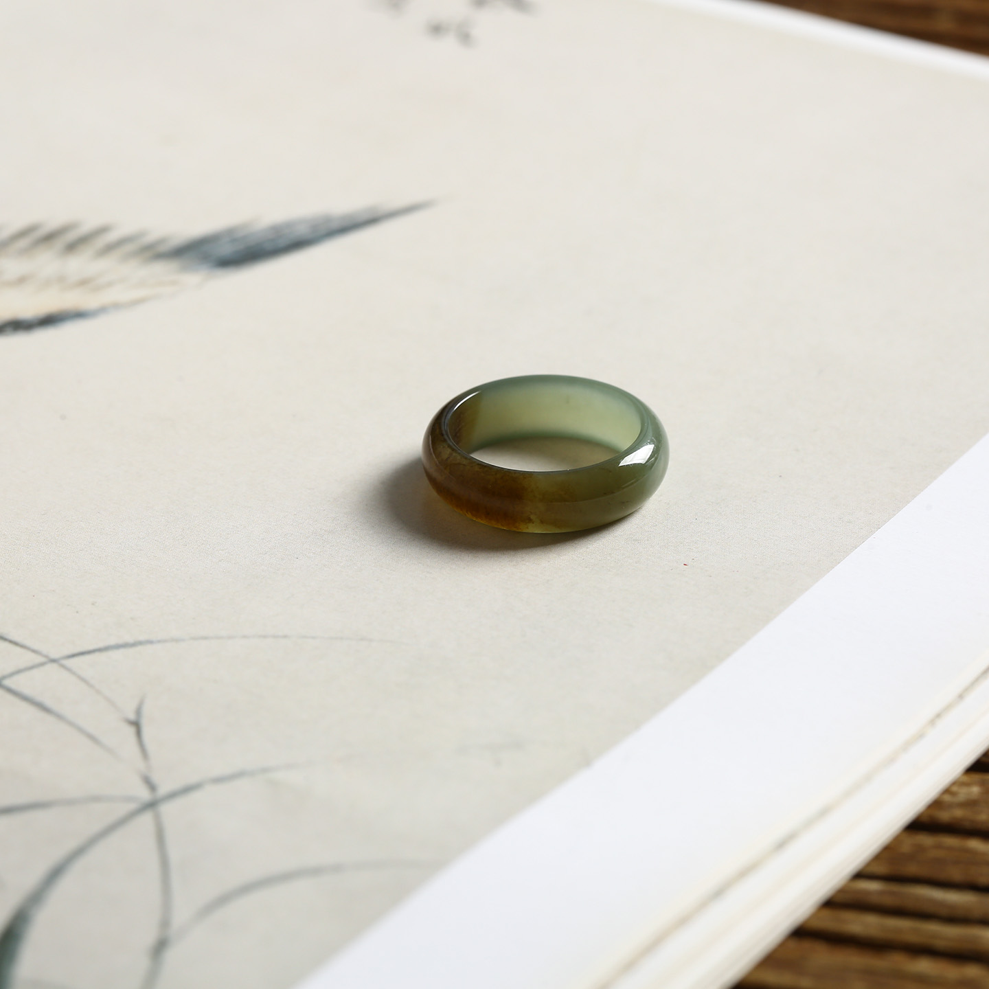 13号戒指 新疆和田玉糖料糖青玉泥鳅背圆弧素圈指环 1123