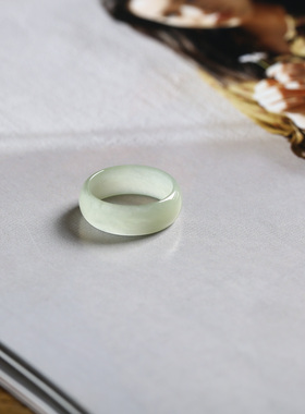 7号戒指 和田玉晴水青白薄款泥鳅背圆弧素圈指环 尾戒 9317