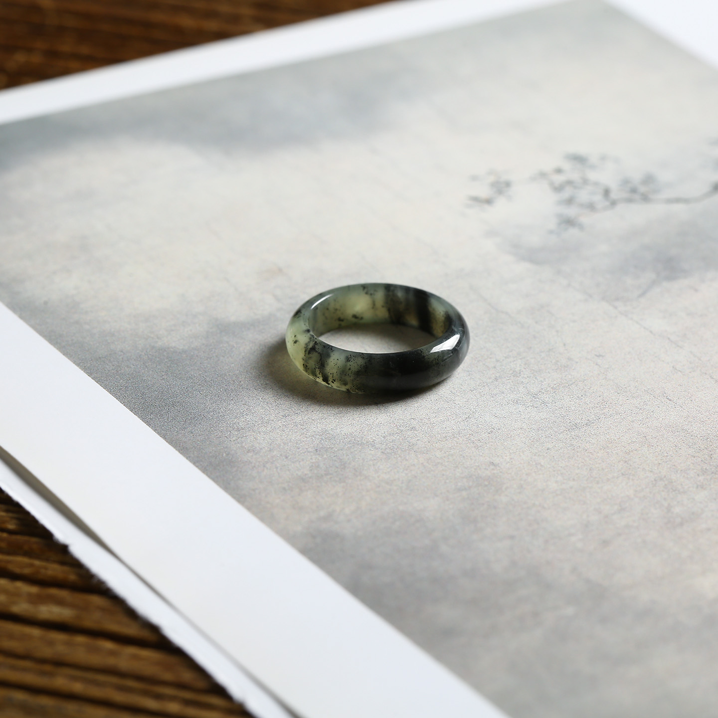 13号戒指 新疆和田玉青花泥鳅背圆弧素圈指环 8102