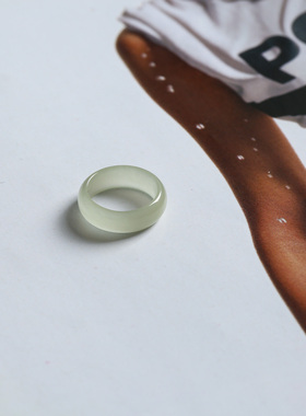 1号戒指 和田玉晴水青白薄款小尺码圆弧素圈指环 尾戒 5725