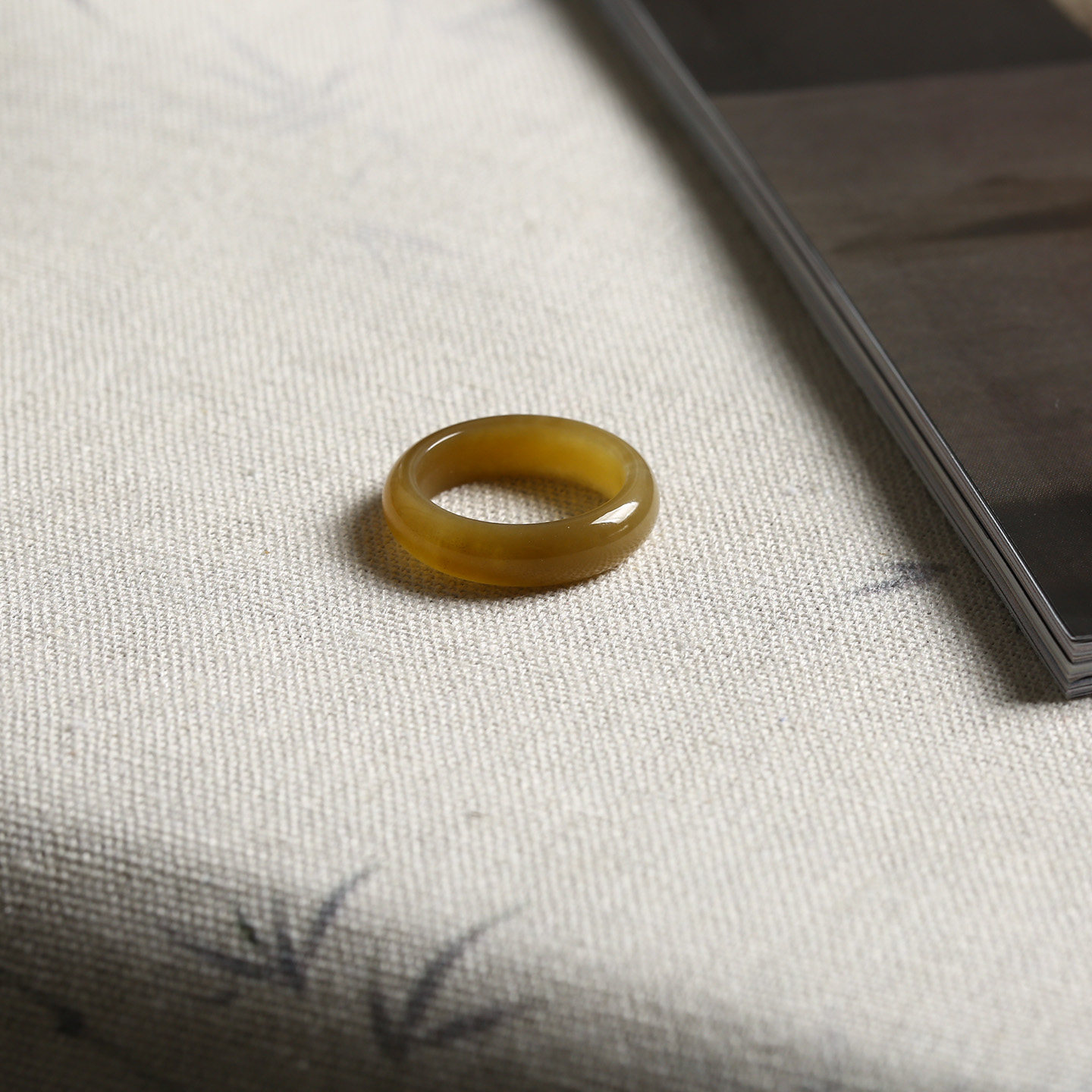 14号戒指 和田玉糖料糖玉泥鳅背圆弧素圈指环 5749,珠宝/钻石/翡翠,手饰,淘宝优惠券,粉丝福利购,淘宝优惠卷