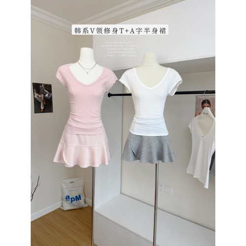 CallmeEar//V领修身T正肩v领短袖T恤女春夏修身舒适上衣