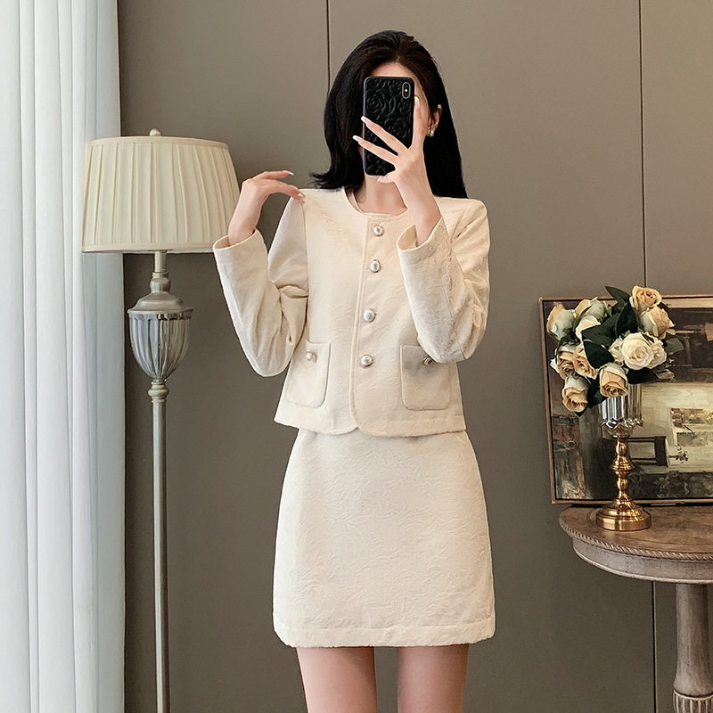 轻奢小香风千金连衣裙套装