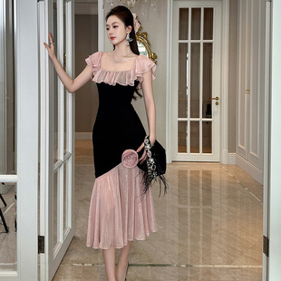 2026夏新款女装荷叶边方领修身不规则鱼尾连衣裙显瘦时尚魅力百搭