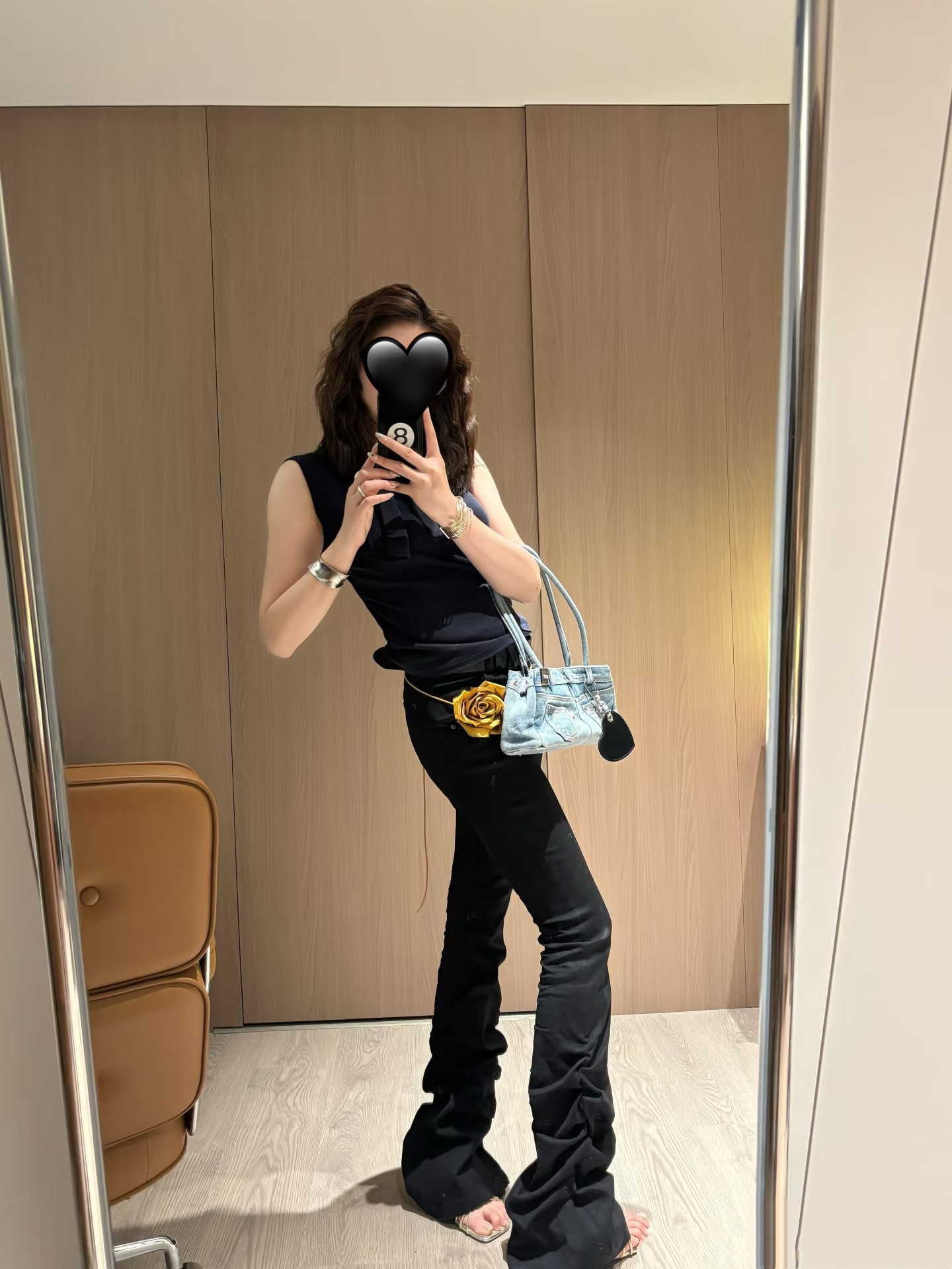 【清仓现货】Yyynn Babies微喇裤高腰显瘦牛仔裤 - 实物图