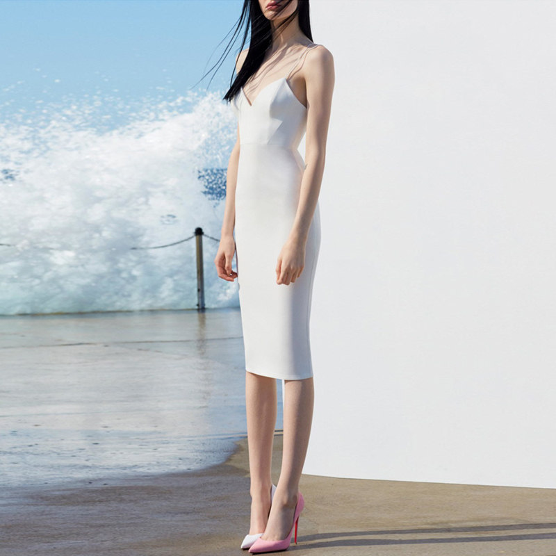 短款吊带晚礼服女2026新款年会小礼服连衣裙宴会主持派对生日宴会