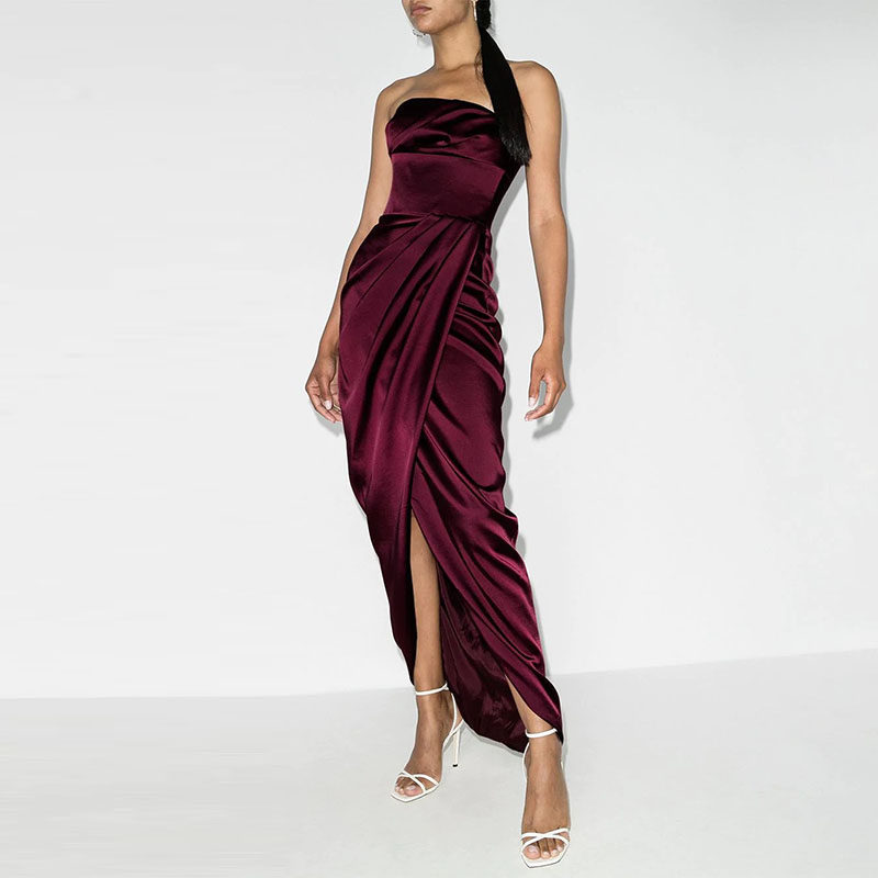 酒红色抹胸晚礼服女气场女王2026新款宴会气质高级质感连衣裙修身