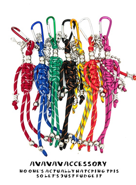 AVAVAVA 手工编织荆棘机器人牛仔裤户外钥匙扣多巴胺彩色包包挂件