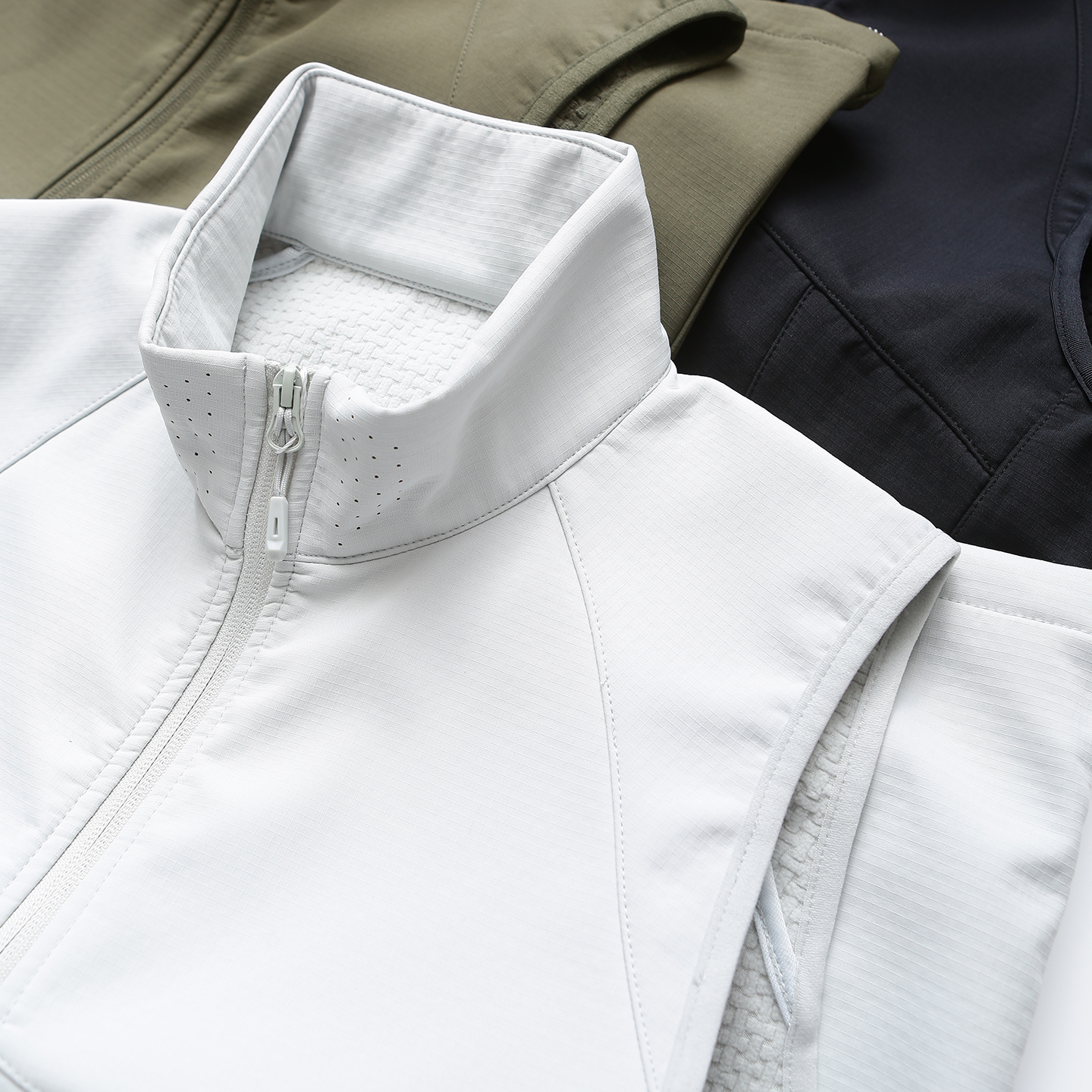 新款立领百搭几何拼接时尚马甲