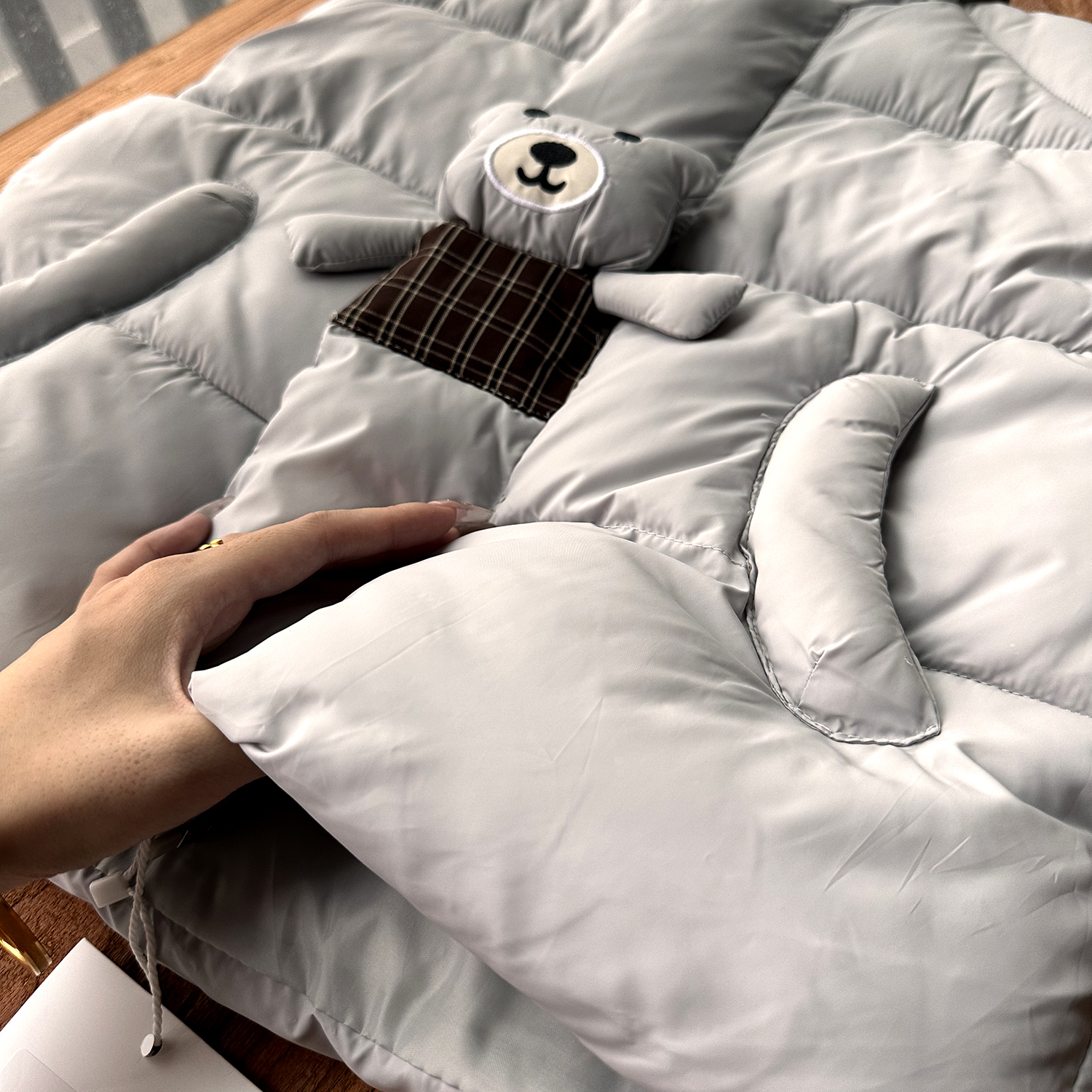 气质新款童秋冬时髦百搭小熊马甲