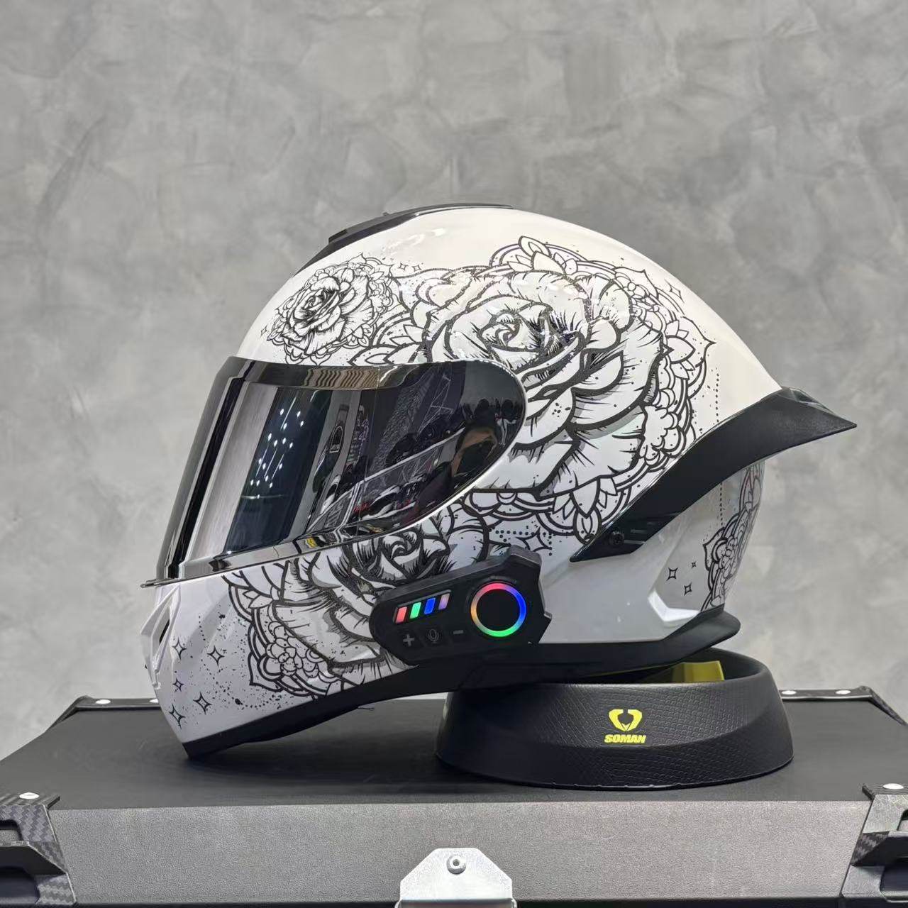 3C认证摩托车头盔机车全盔电动车保暖男女四季通用骑行安全帽外卖