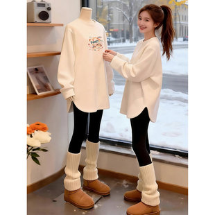 白色纯棉长袖t恤女秋冬季内搭打底衫不规则中长款上衣遮屁股洋气