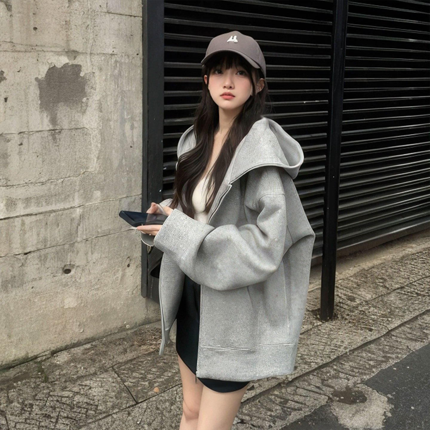 灰色连帽女士卫衣2025新款爆款时尚洋气秋冬韩系穿搭加绒加厚外套