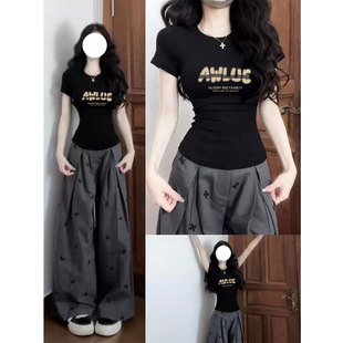 早春黑色修身内搭打底衫女装2026新款今年流行爆款短袖t恤上衣服