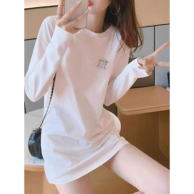 白色修身纯棉长袖t恤女秋冬内搭打底衫中长款遮屁股洋气高档上衣