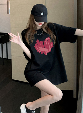 甜酷风怎么穿 黑色纯棉短袖t恤女夏季宽松小众设计高级感辣妹上衣