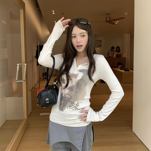 MZI STUDIO-小猫印花简约百搭修身显瘦长袖T恤(含27.3棉料)J333#