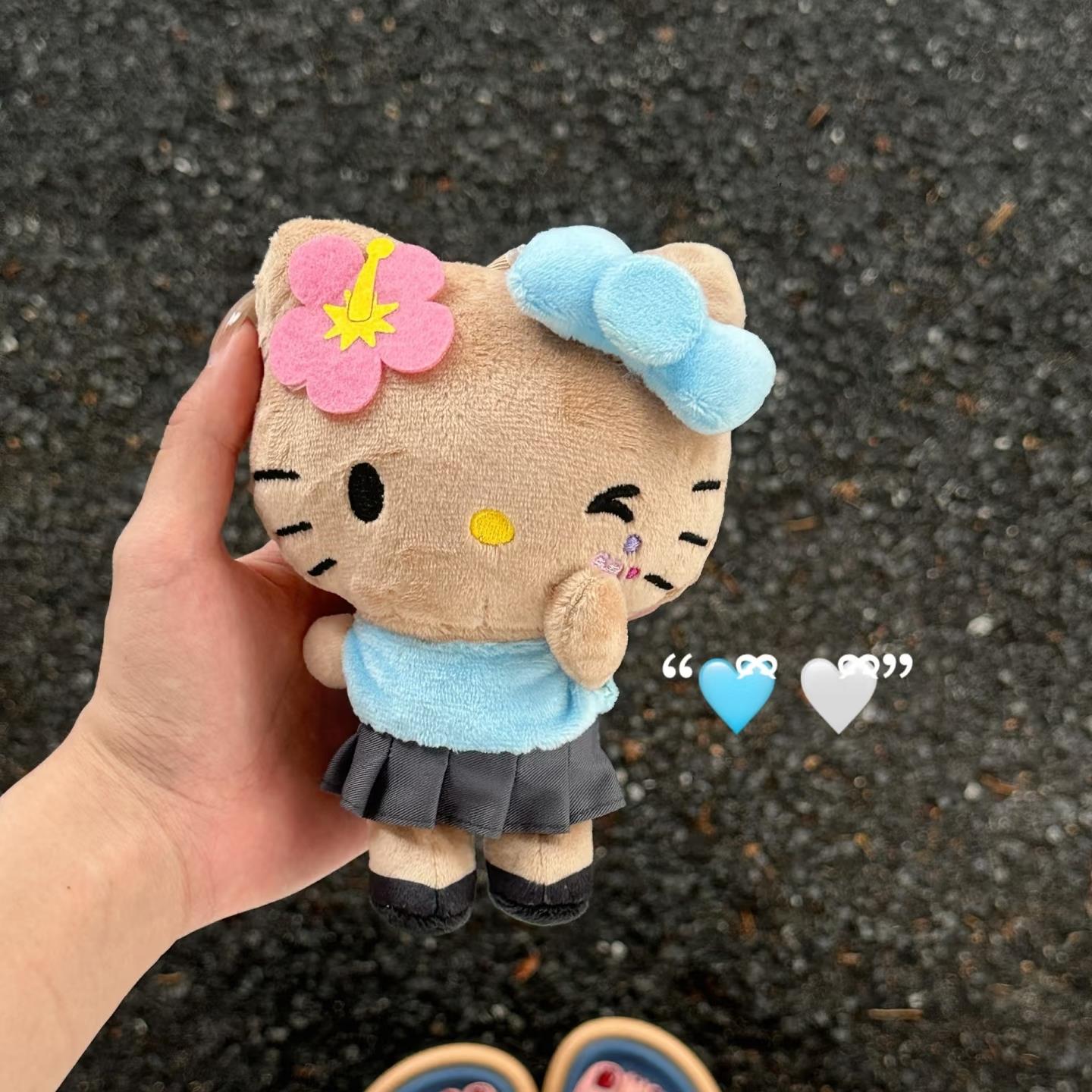 日本正品hellokitty学院包包挂件
