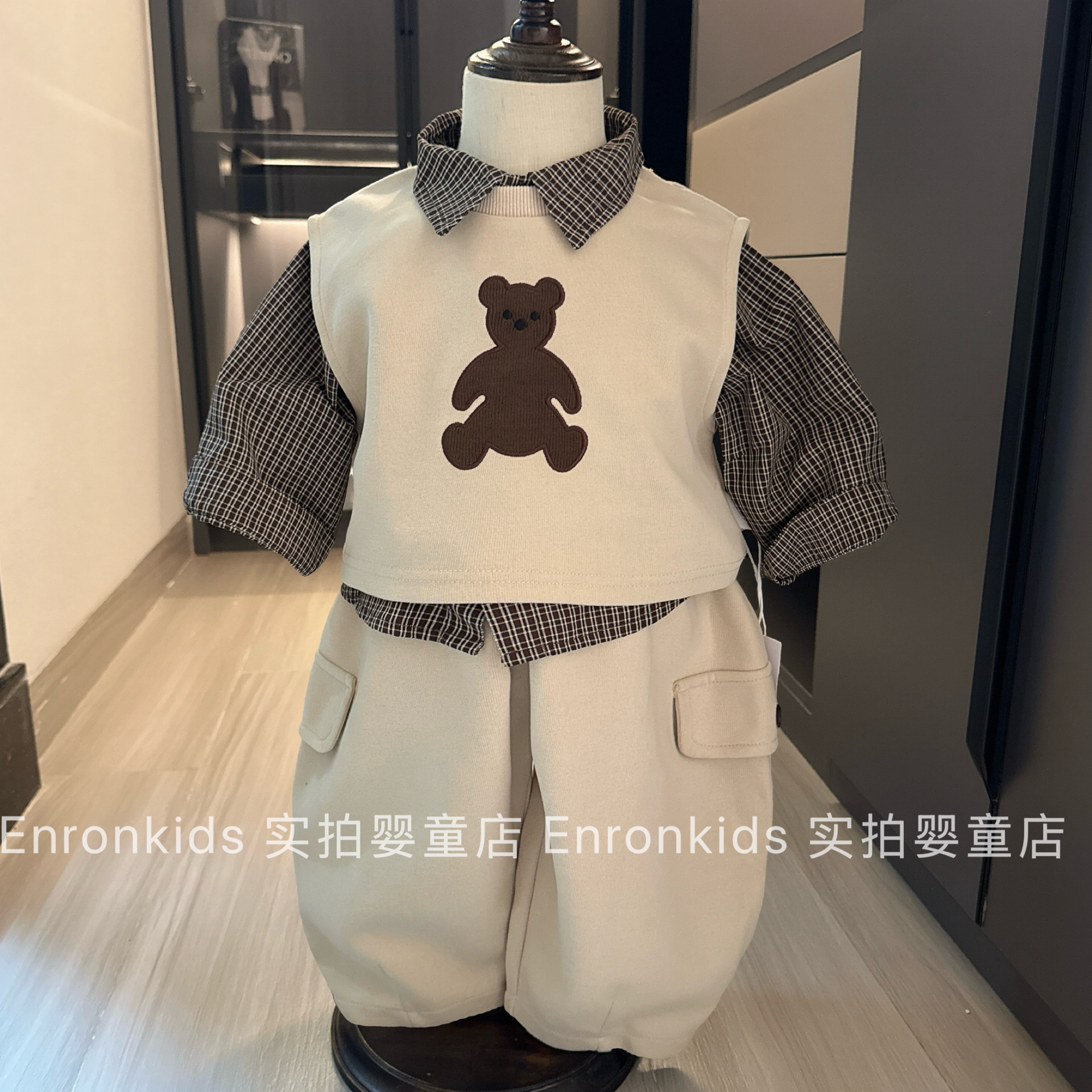 秋装宝宝韩系绅士马甲衬衫三件套图片