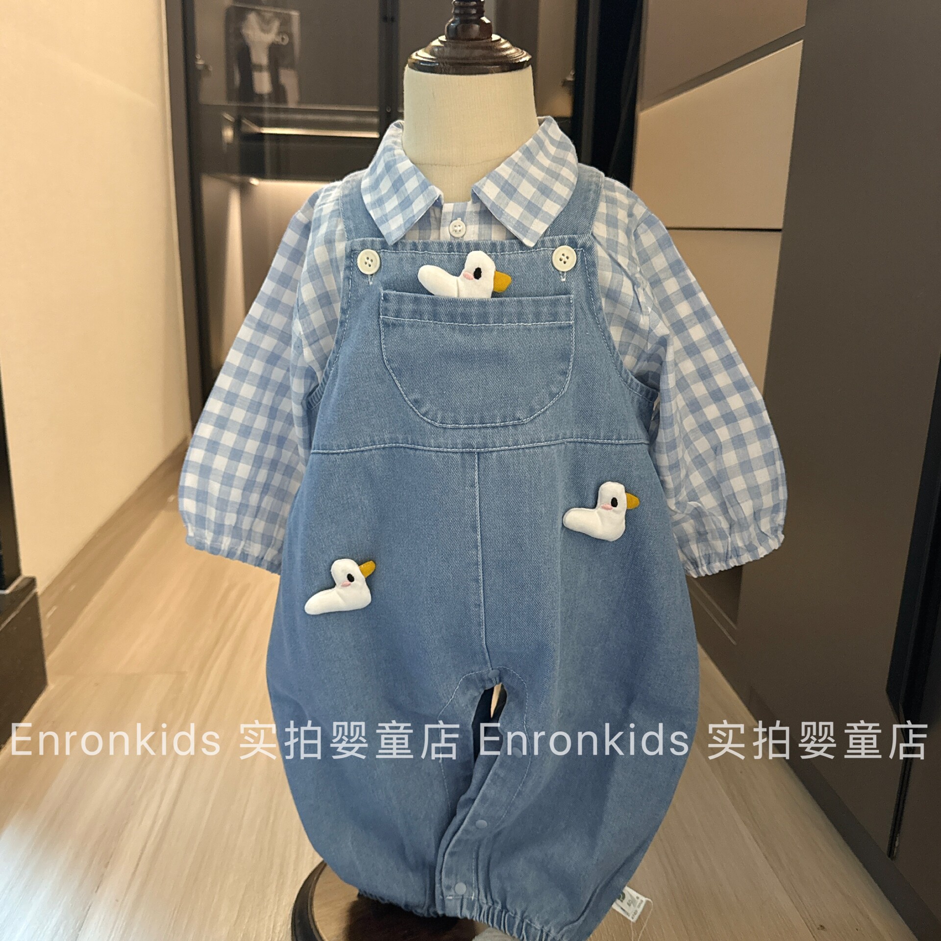 婴童春季套装韩系可爱连体衣背带裤男女宝宝衣服洋气休闲牛仔爬服