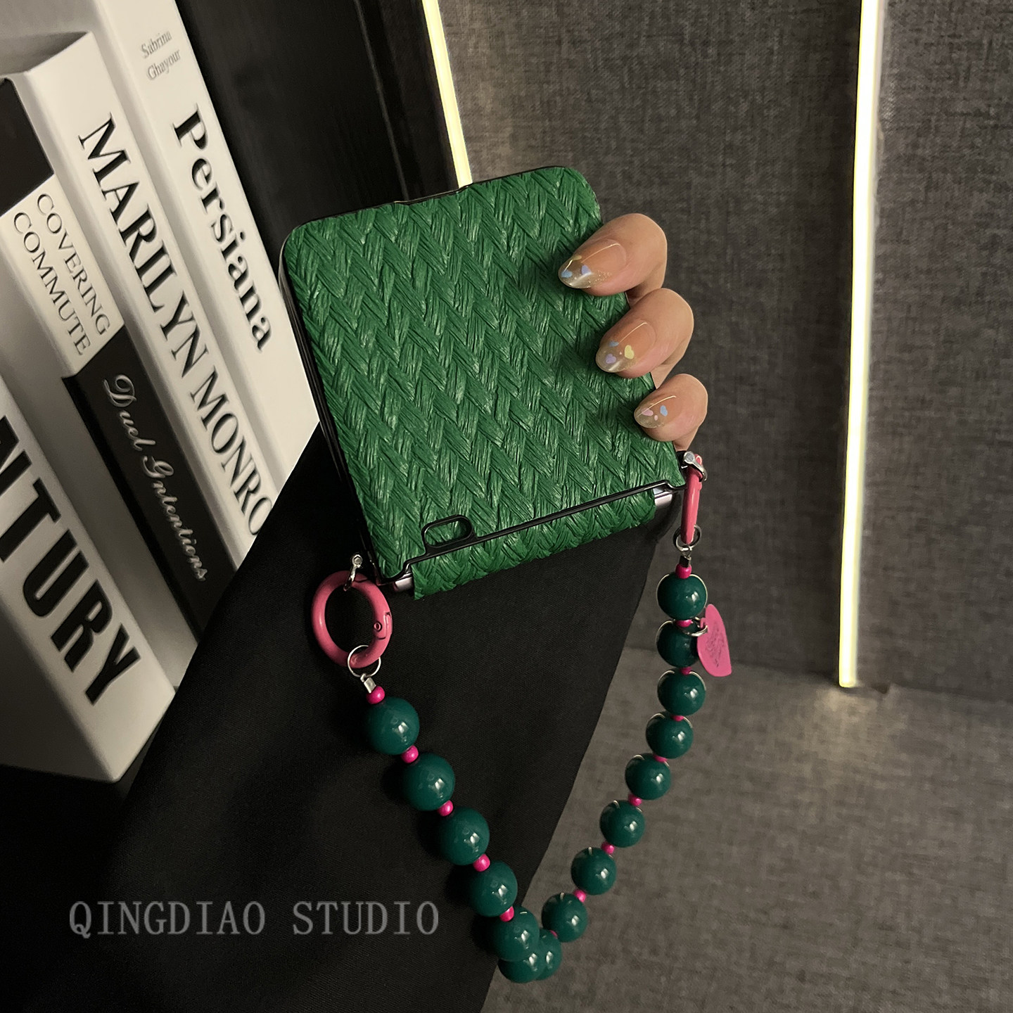 轻调 日韩墨绿草席纹玫红环串珠手链适用于荣耀MagicVFlip