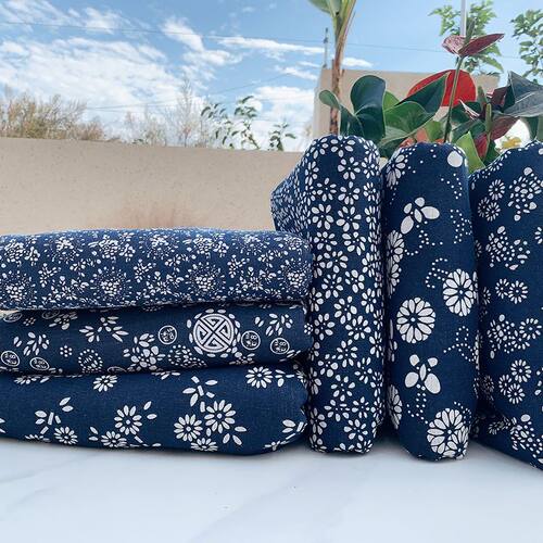 小红书同款民宿蓝印花桌布