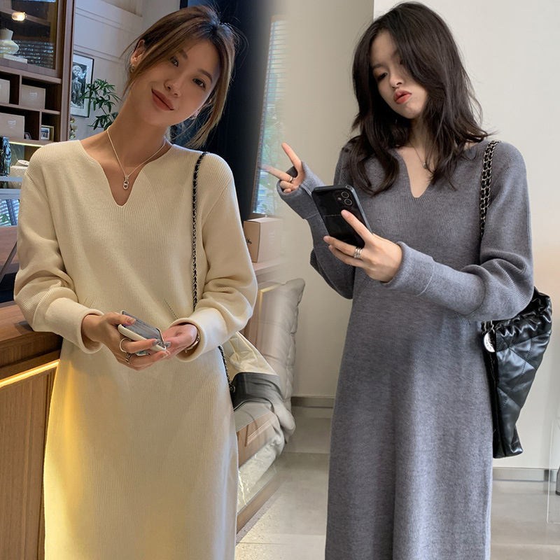 针织连衣裙女式2023新款秋冬季内搭气质修身中长款套头毛衣打底裙