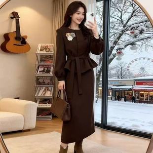 轻奢收腰毛尼套装 爆款 2025冬季 MWW8275 大明月女装