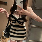 撞色条纹露背针织抹胸连衣裙女夏季 修身 毛衣短裙辣妹收腰包臀裙子