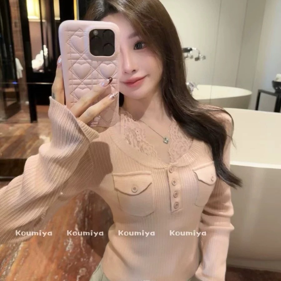 蕾丝拼接挂脖假两件V领针织毛衣