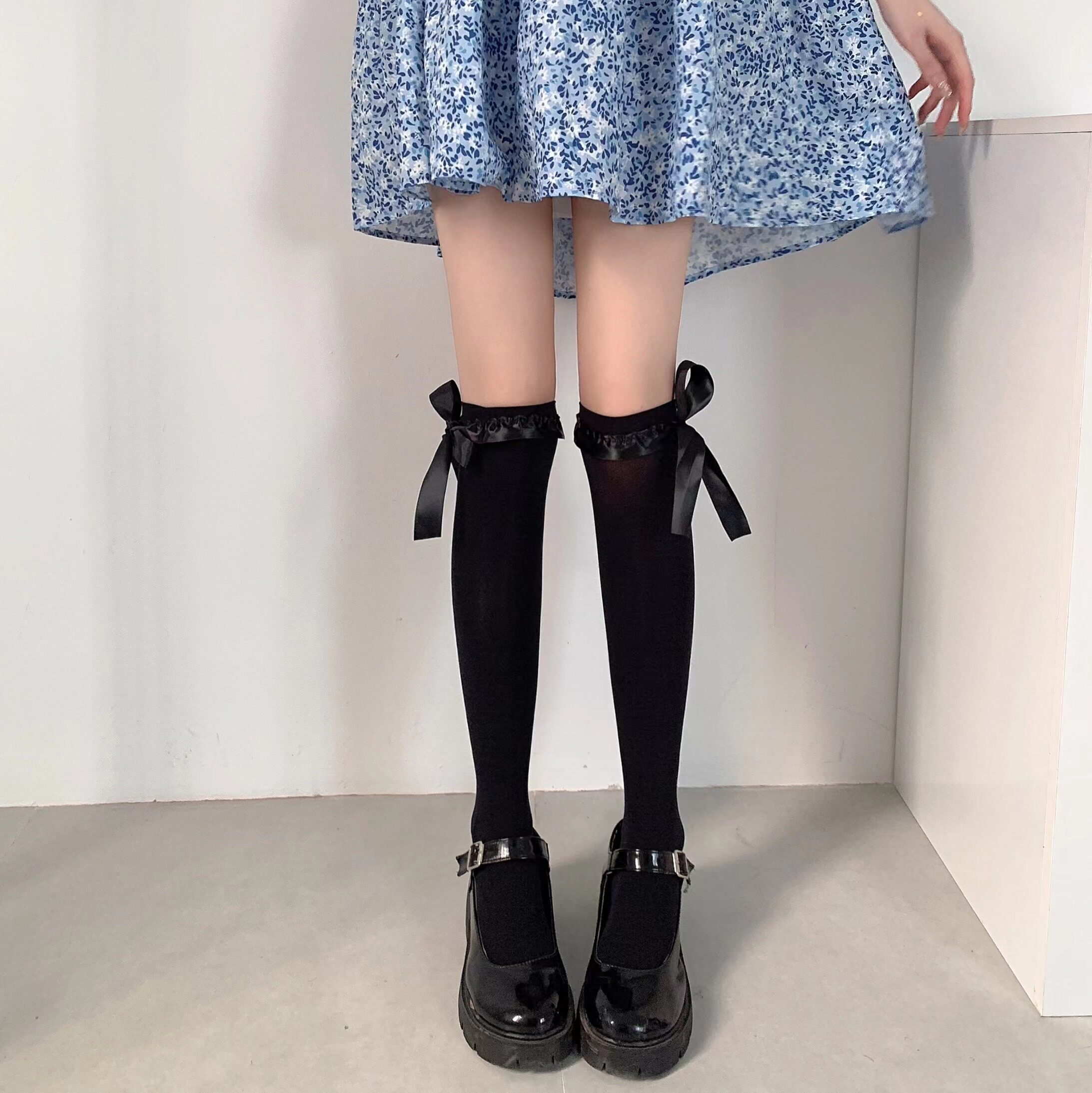 wuuuus 黑色过膝袜女夏季薄款蝴蝶结天鹅绒长筒袜jk日系小腿袜ins