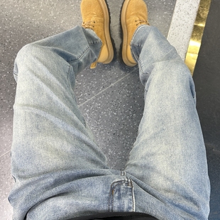 直筒显腿长 穿舒适不闷修身 九分浅蓝做旧水洗牛仔裤 高弹面料春秋季